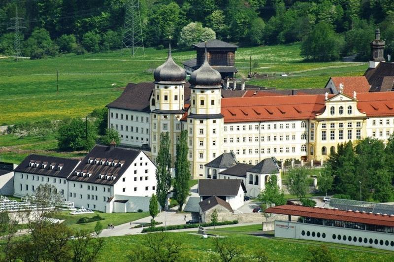 Hotel Gasthof Hirschentenne Stams Ngoại thất bức ảnh