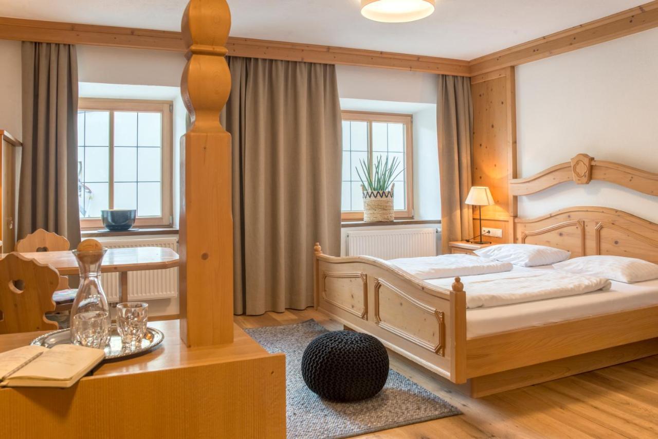 Hotel Gasthof Hirschentenne Stams Ngoại thất bức ảnh