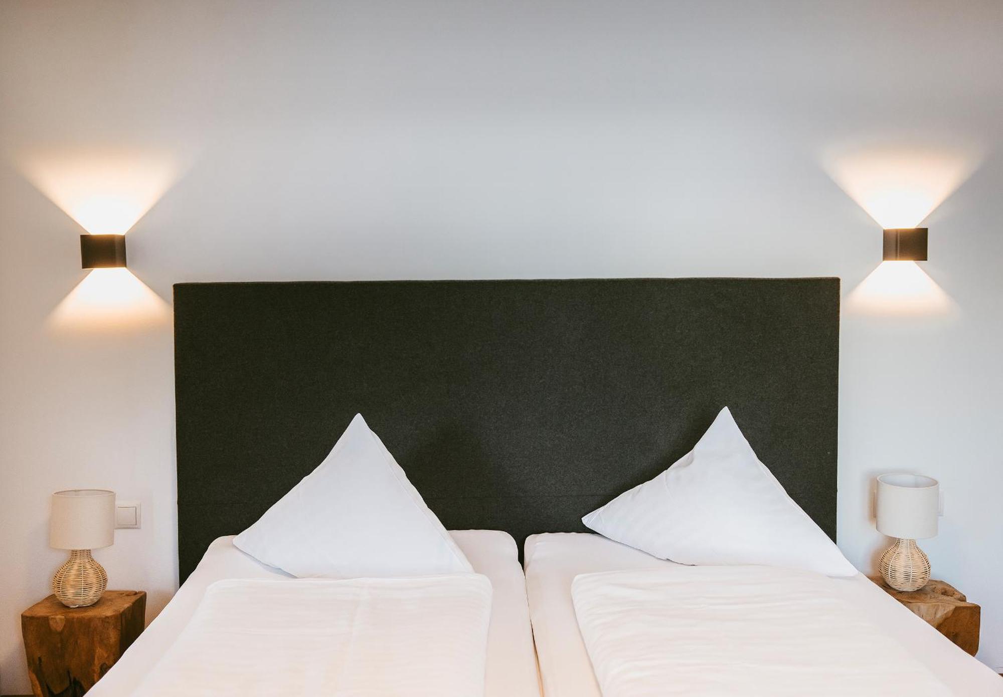 Hotel Gasthof Hirschentenne Stams Ngoại thất bức ảnh